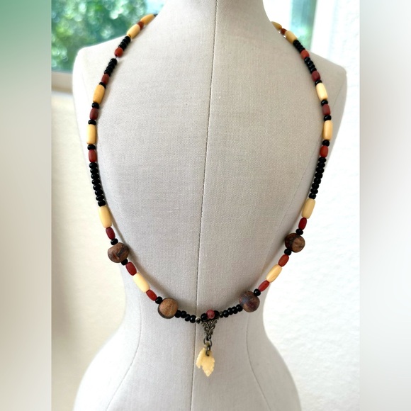 Vintage Tribal Bead Necklace - Picture 3 of 12